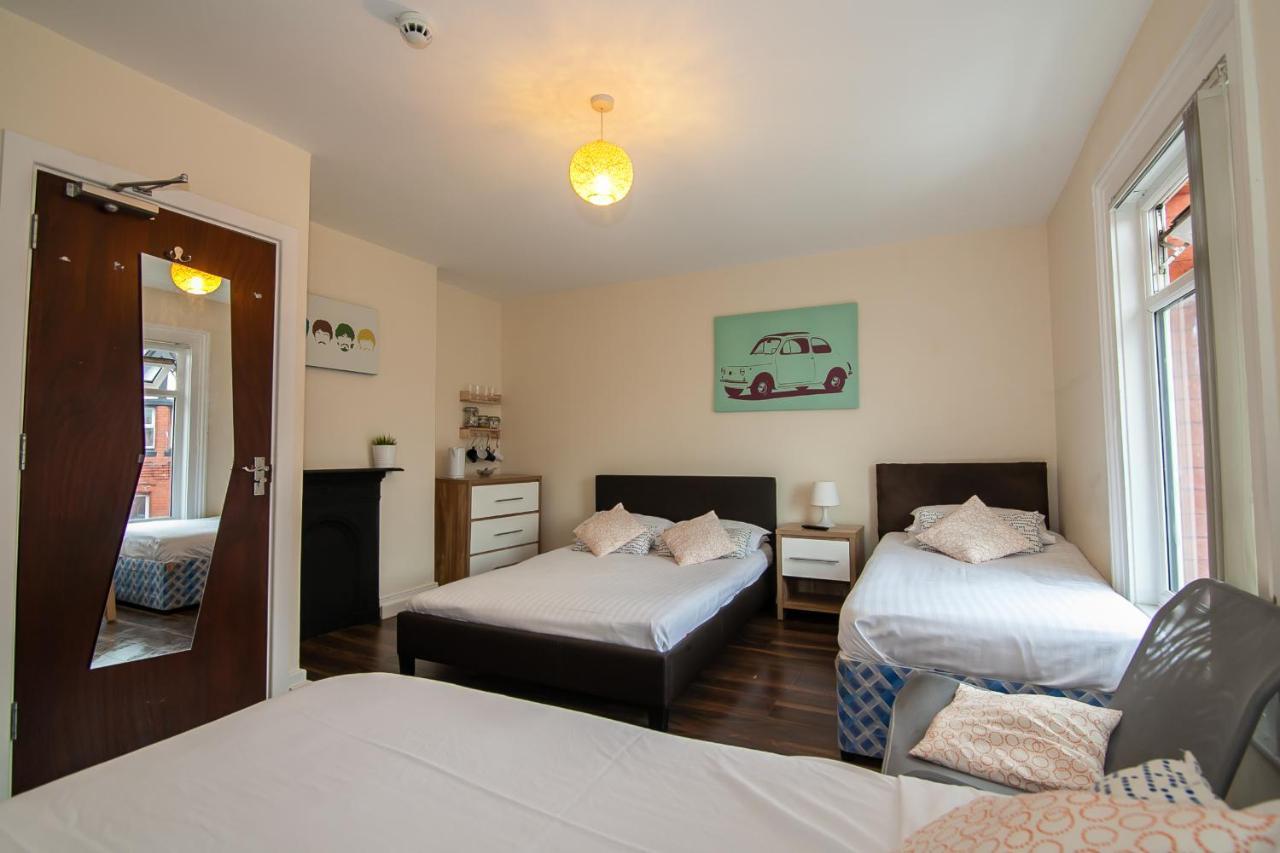 Casa Fresa Franks Serviced Accommodation Ливърпул Екстериор снимка