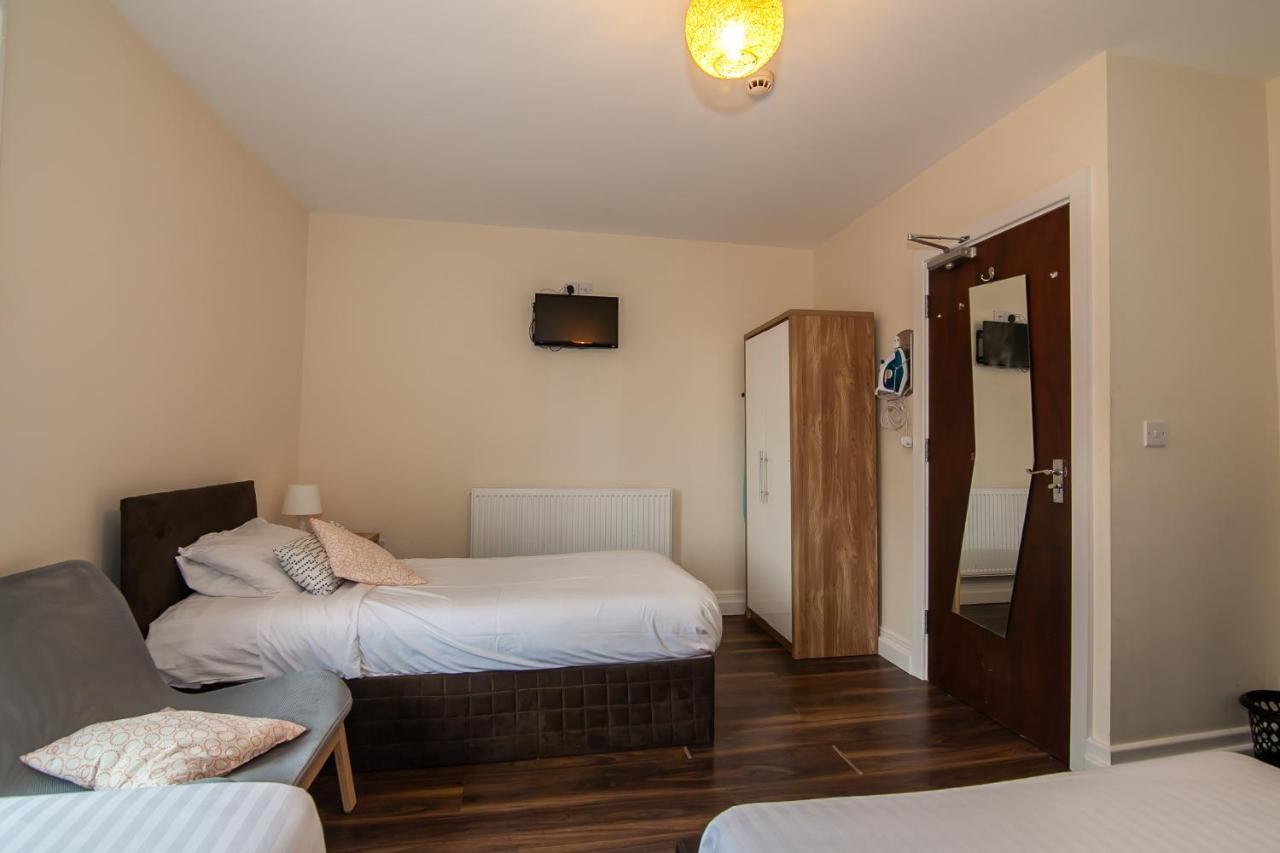 Casa Fresa Franks Serviced Accommodation Ливърпул Екстериор снимка