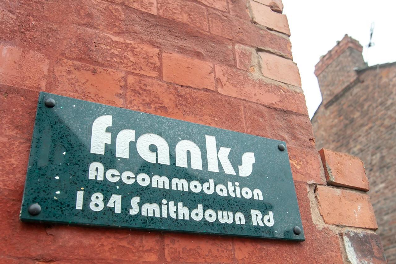 Casa Fresa Franks Serviced Accommodation Ливърпул Екстериор снимка