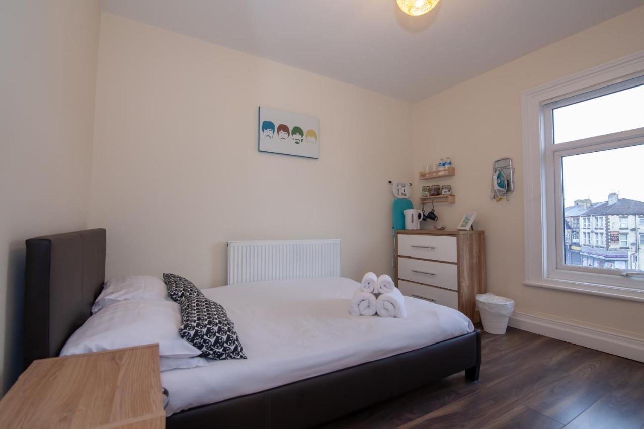 Casa Fresa Franks Serviced Accommodation Ливърпул Екстериор снимка